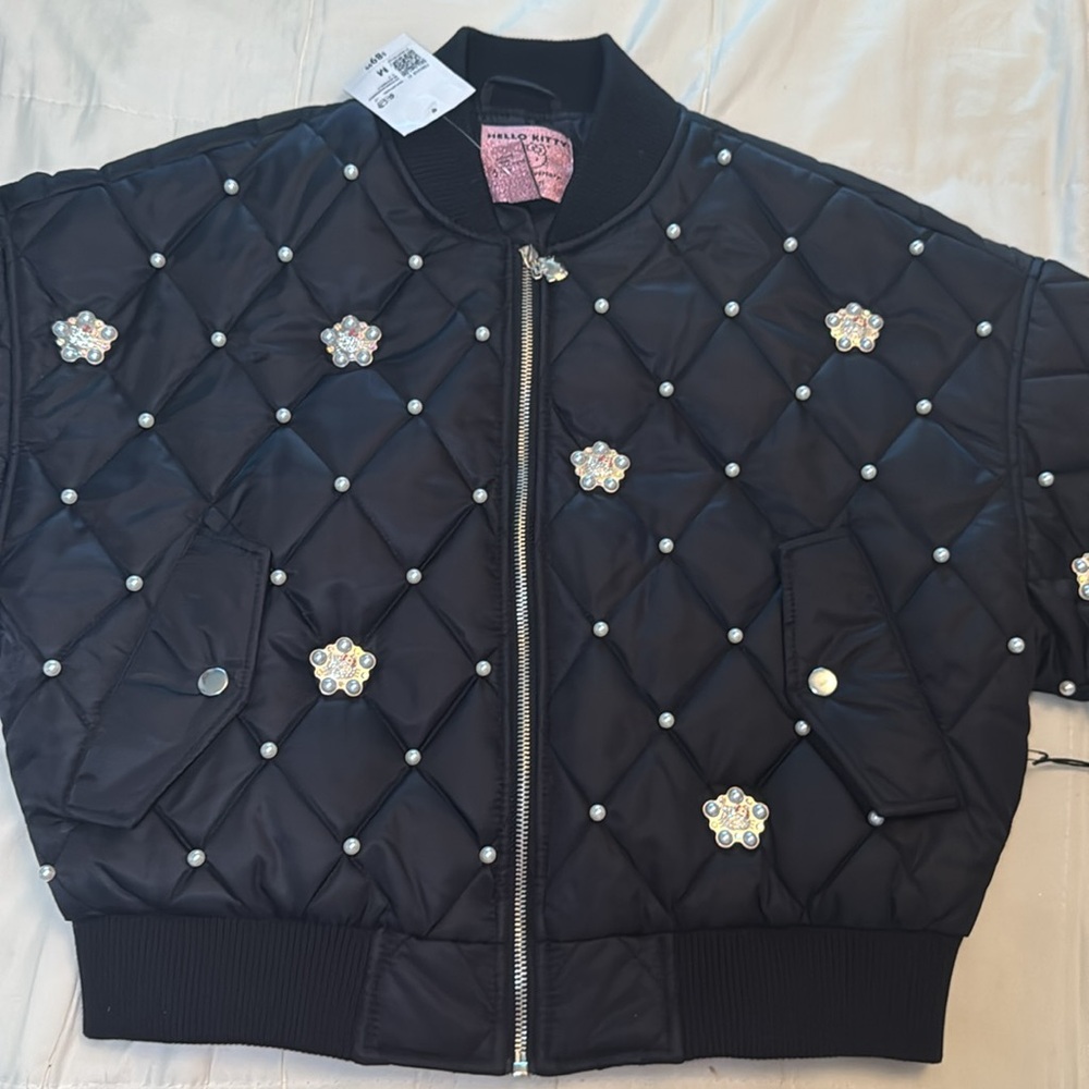 NWT Women’s Hello Kitty Size M Bomber Jacket Rhinestones Pearls Forever 21